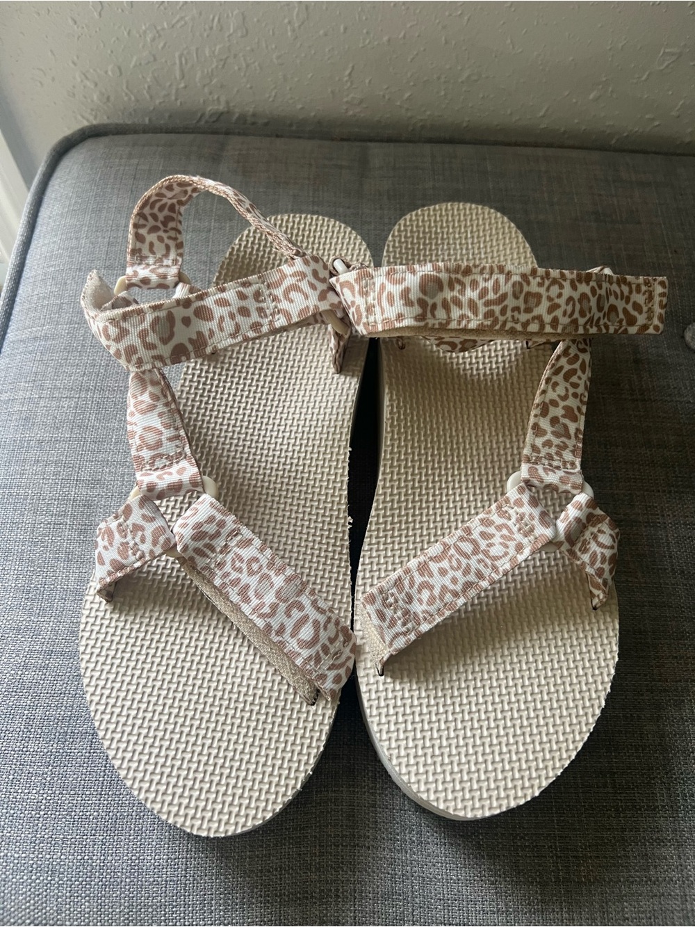 Time and Tru Women’s Neutral Leopard Print Strap Sandals
